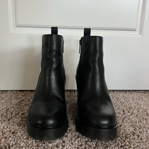 Dr Marten's - Magdalena Heel Bootie - EUR 39 US 8 - Picture 5 of 9